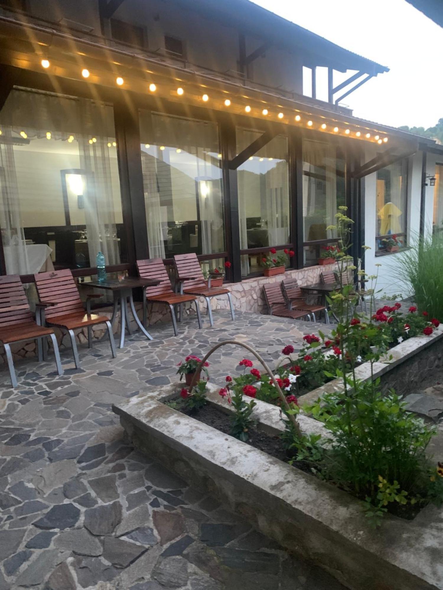 Curtea de Argeş No Comment Rustic酒店 外观 照片